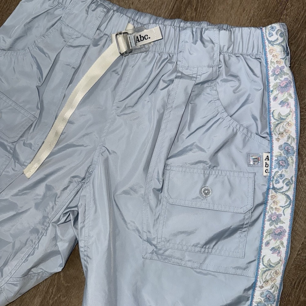 Advisory Board Crystals Waterproof Nylon Taffeta Spring Shorts Light Blue Mens M